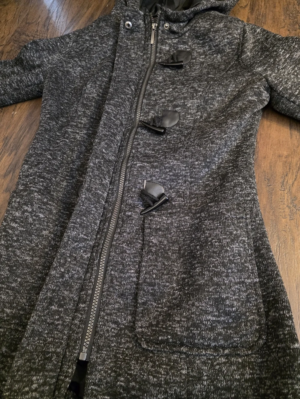 Yoki charcoal hooded